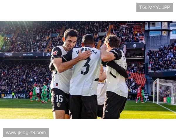 意甲对阵西甲球队：意甲球队与西甲球队的跨联赛对决。